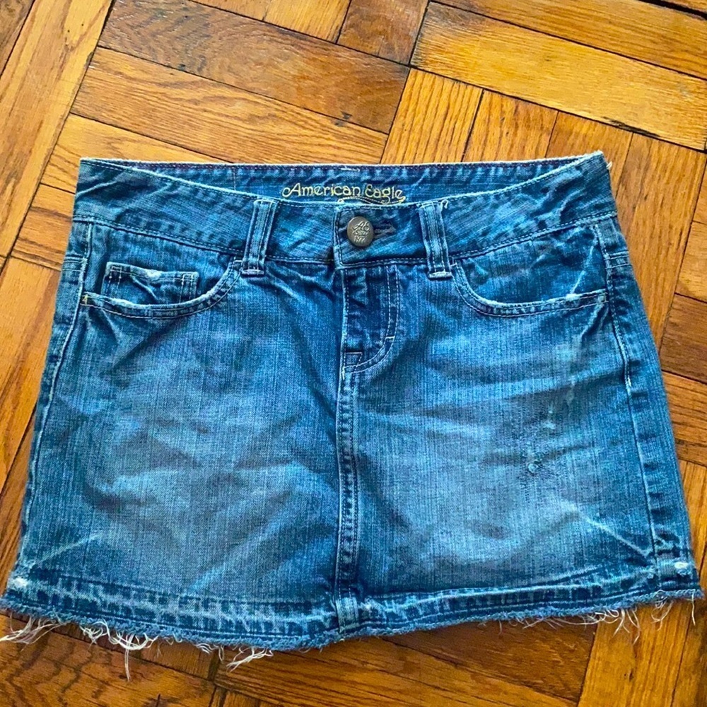 American Eagle denim skirt size: 4